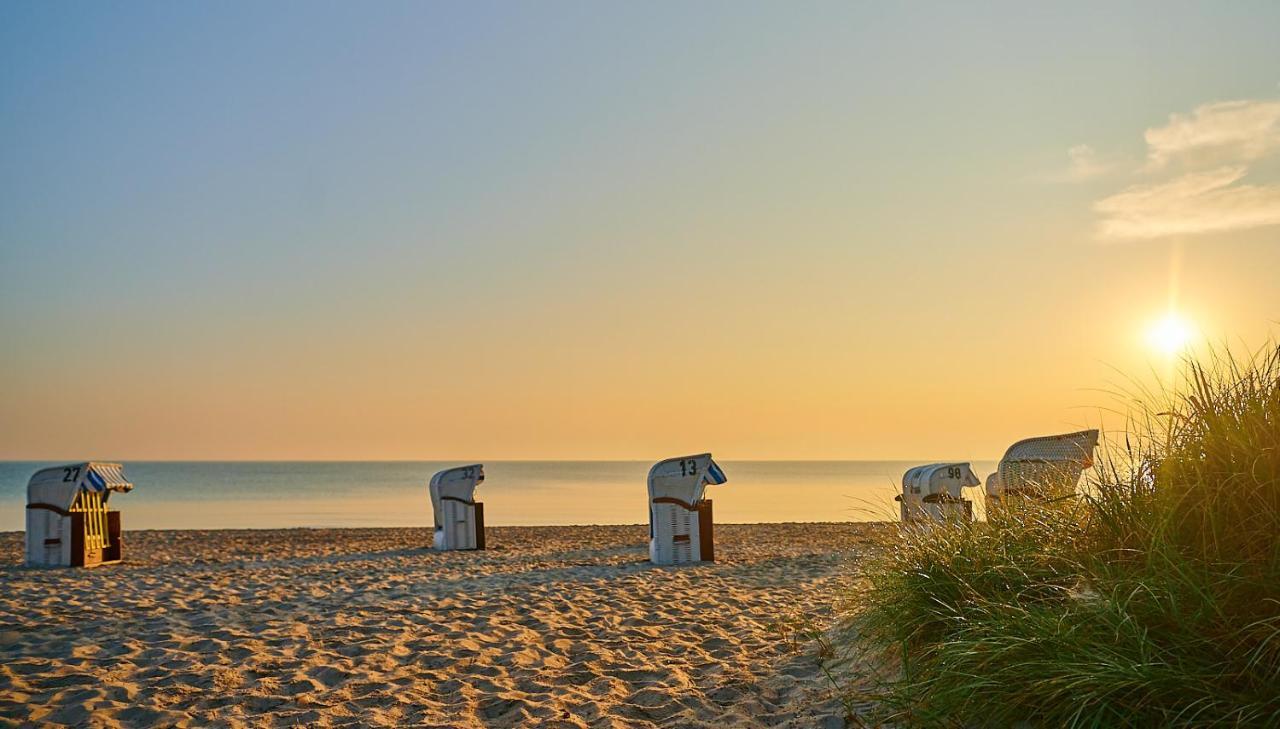 Strandhotel Fontana Timmendorfer Strand Exterior foto